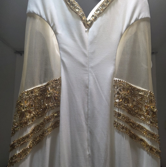 Off White & Gold formal dress - Picture 7 of 8